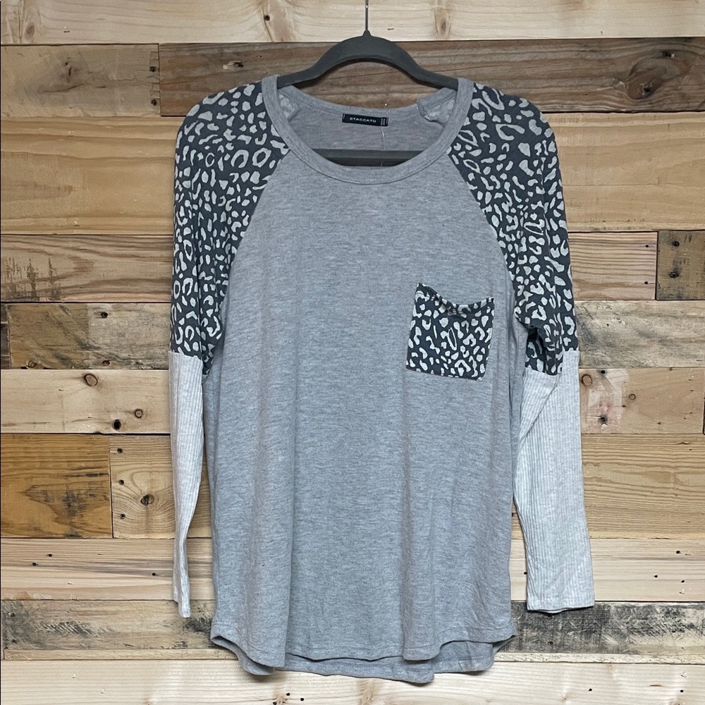 Staccato size Large Gray Leopard Print Long Sleeve Super Soft Lightweight Top
